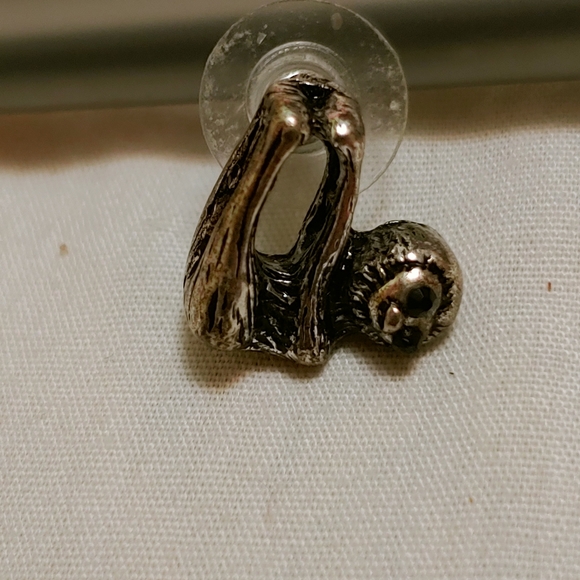 Stainless steel Sloth earrings - Picture 3 of 4